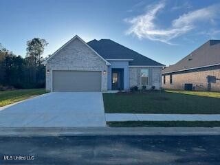 welcome to your new build in gulfport! awesome builder rate, free window blinds + choice of 2 free: front gutters, fridge, or smart home package. restrictions apply. the raymond iv g in the high point community offers a 3-bedroom, 2 full bathroom open and split design. upgrades for this home include quartz countertops, upgraded cabinets, led coach lights on each side of the garage, and more! special features: double vanity and walk-in closet in master bath, kitchen island, walk-in pantry, covered front porch and rear patio, recessed lighting, crown molding, ceiling fans in living and master, smart connect wi-fi thermostat, smoke and carbon monoxide detectors, landscaping package, architectural 30-year shingles, and more! energy efficient features: electric appliance package, water heater, low e tilt-in windows, and more! energy star partner.